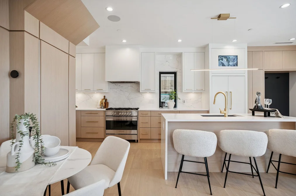 2307 E 3rd Avenue, Vancouver, BC - Half Duplex for Sale - Photo 12 of 32 2307 E 3rd Avenue, Vancouver, BC - Half Duplex for Sale - Photo 12 of 32