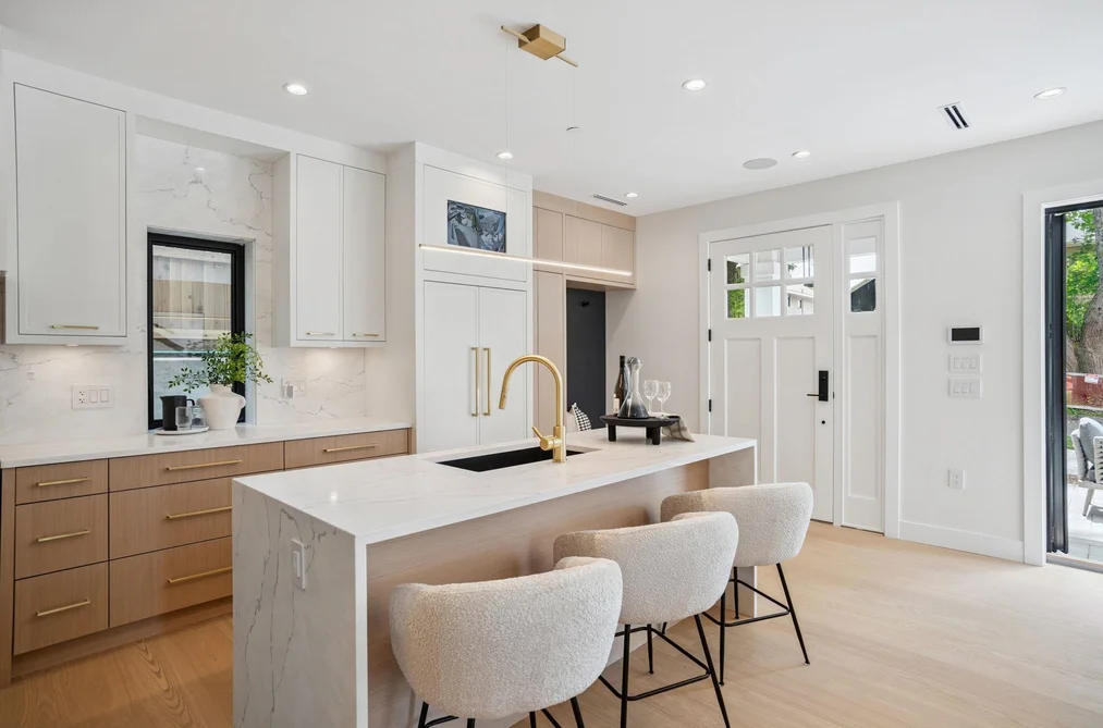 2307 E 3rd Avenue, Vancouver, BC - Half Duplex for Sale - Photo 13 of 32 2307 E 3rd Avenue, Vancouver, BC - Half Duplex for Sale - Photo 13 of 32