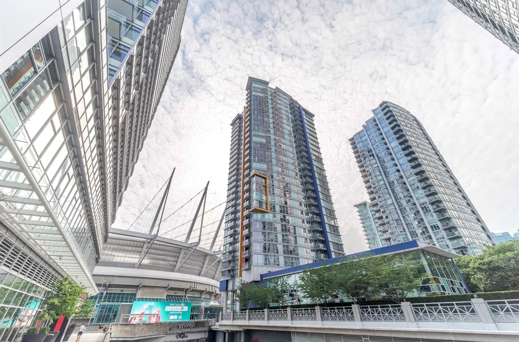 Condo for sale at 2308 111 W Georgia Street Vancouver British Columbia - MLS: R3163598