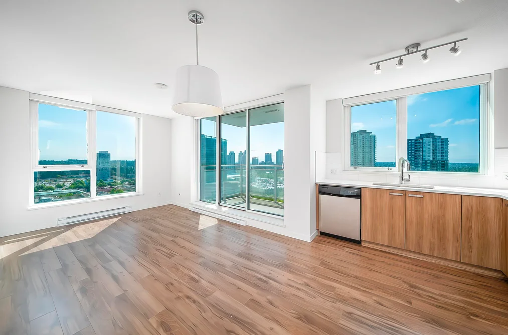 Condo for sale at 2309 13325 102a Avenue Surrey British Columbia - MLS: R3029640