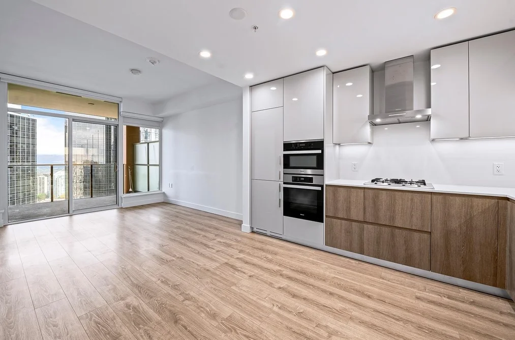 Condo for sale at 2309 6511 Sussex Avenue Burnaby British Columbia - MLS: R3056665