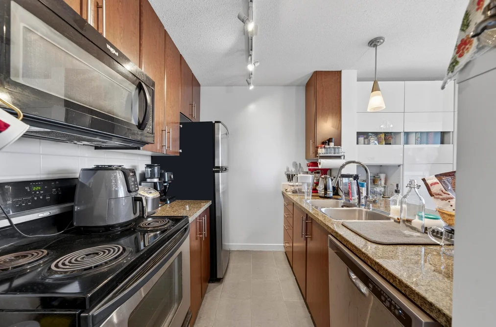 2309 688 ABBOTT STREET, Vancouver BC V6B 0B9, Vancouver BC — Residential for Sale - Photo 3