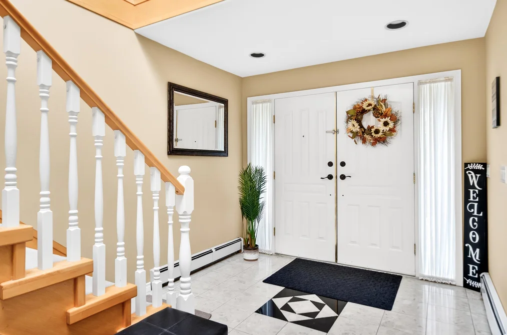 231 SUZUKI STREET, New Westminster BC V3M 6X2, New Westminster BC — Residential for Sale - Photo 4