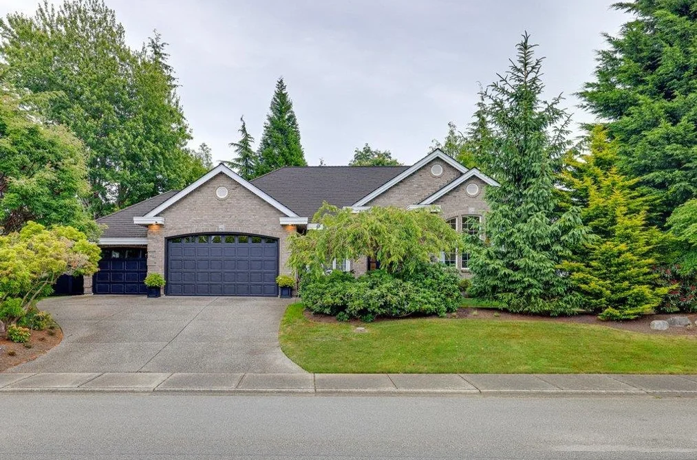 2310 133 STREET, Surrey BC V4A 9T7, Surrey BC — Residential for Sale — Photo 2 of 31