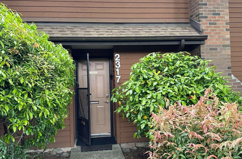 2317 10620 150 STREET, Surrey BC V3R 7K3, Surrey BC — Residential for Sale - Photo 2