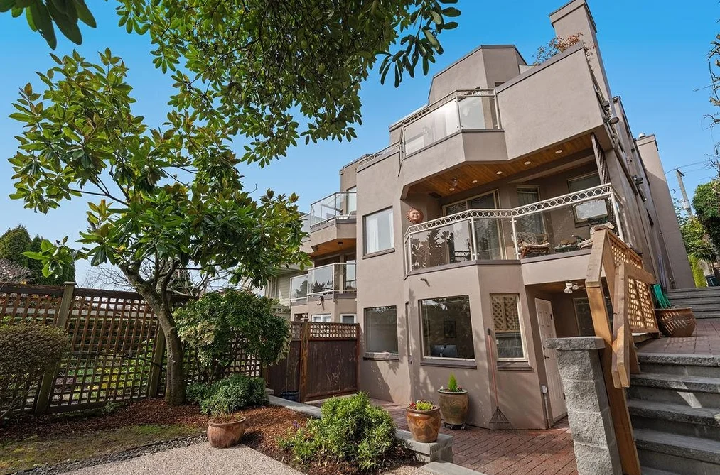 2317 BELLEVUE AVENUE, West Vancouver BC V7V 1C9, West Vancouver BC — Residential for Sale - Photo 2