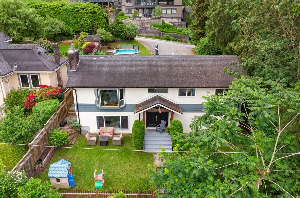 House for sale at 2317 St George Street Port Moody British Columbia - MLS: R3092801