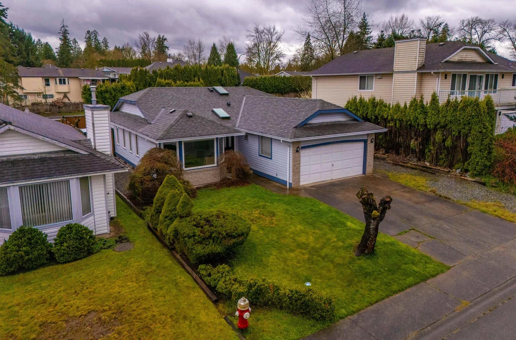 House for sale at 23174 124a Avenue Maple Ridge British Columbia - MLS: R3108449