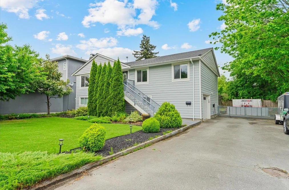 House for sale at 23177 Willett Avenue Richmond British Columbia - MLS: R3124805