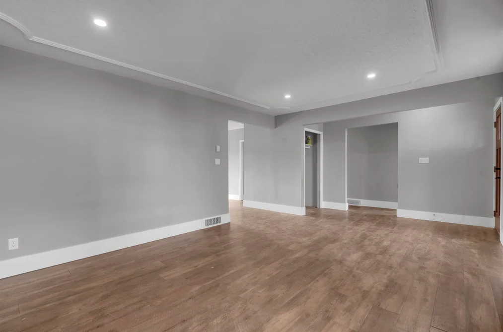 2319 HEMLOCK STREET, Abbotsford BC V2T 3A1, Abbotsford BC — Residential for Sale - Photo 4