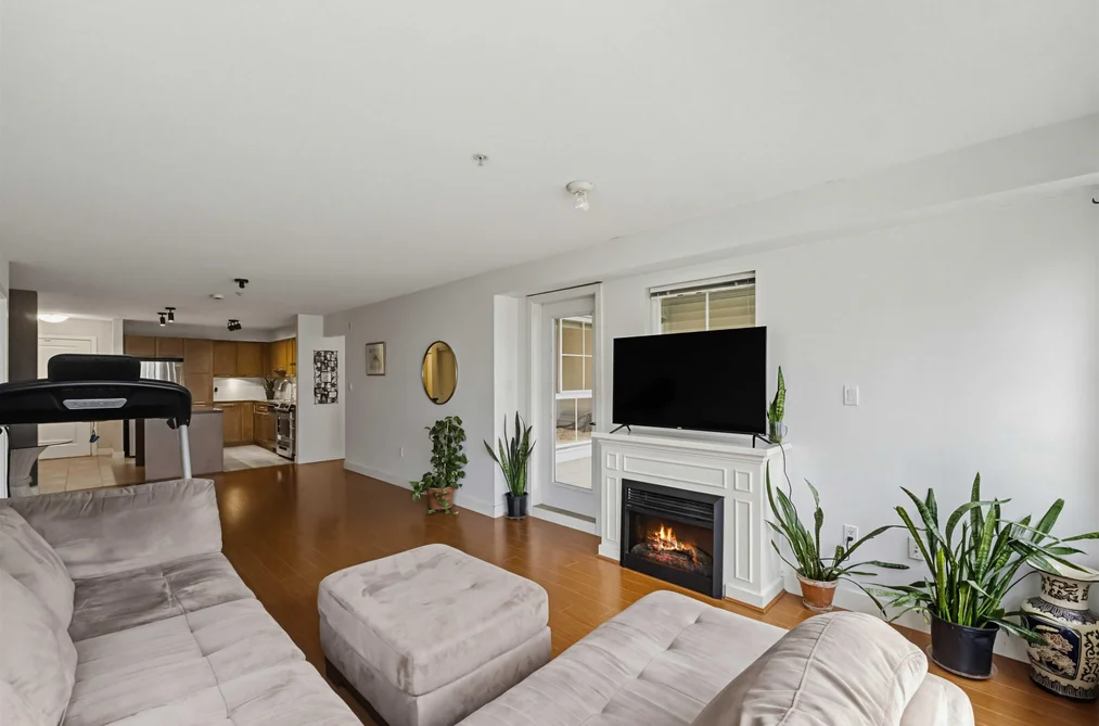 232 19673 MEADOW GARDENS WAY, Pitt Meadows BC V3Y 0A1, Pitt Meadows BC — Residential for Sale — Photo 13 of 36