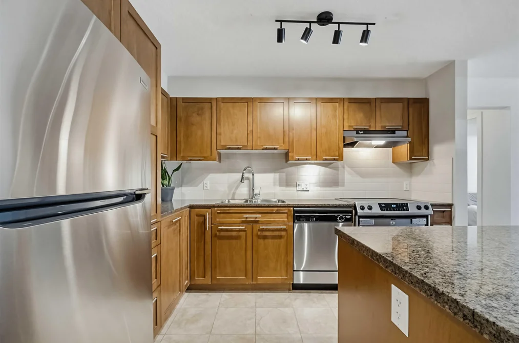 232 19673 MEADOW GARDENS WAY, Pitt Meadows BC V3Y 0A1, Pitt Meadows BC — Residential for Sale — Photo 5 of 36