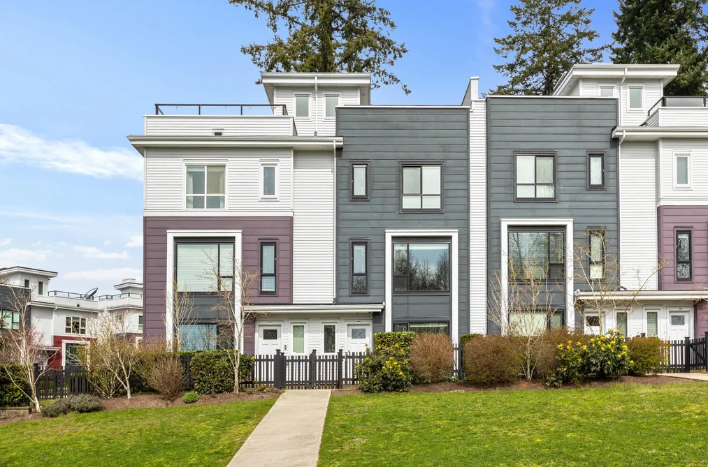 Townhouse for sale at 232 2218 Oak Meadows Drive Surrey British Columbia - MLS: R3105320