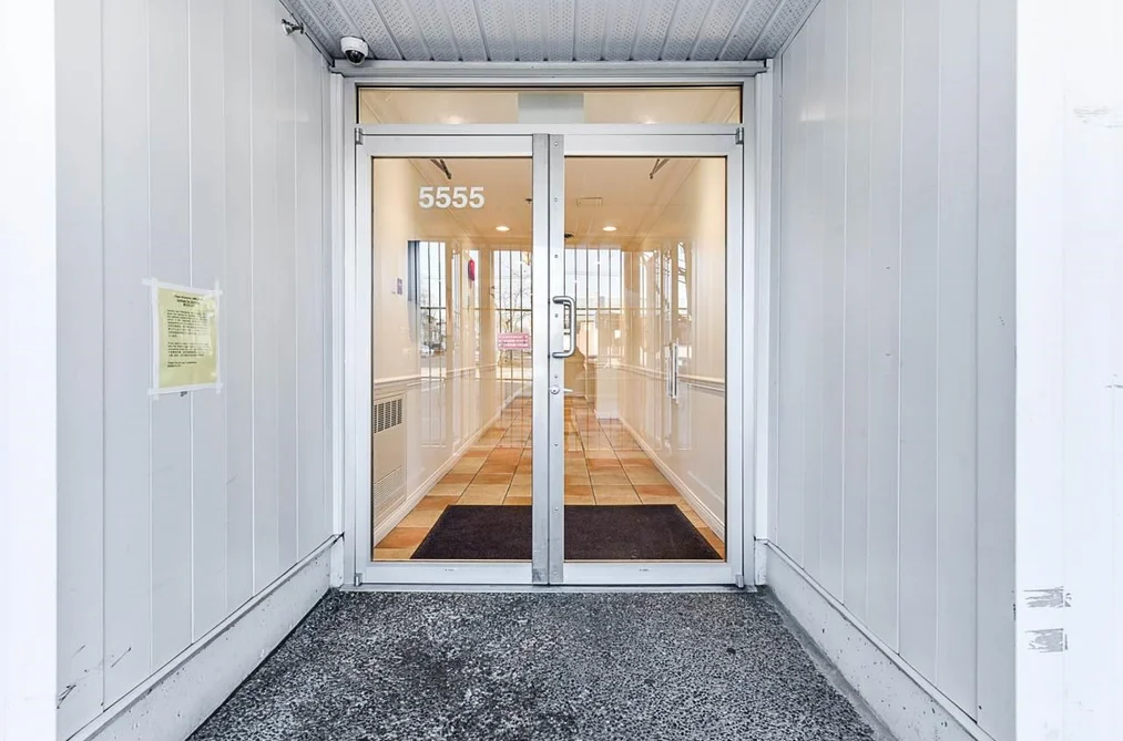 Condo for sale at 232 5555 Victoria Drive Vancouver British Columbia - MLS: R3165580
