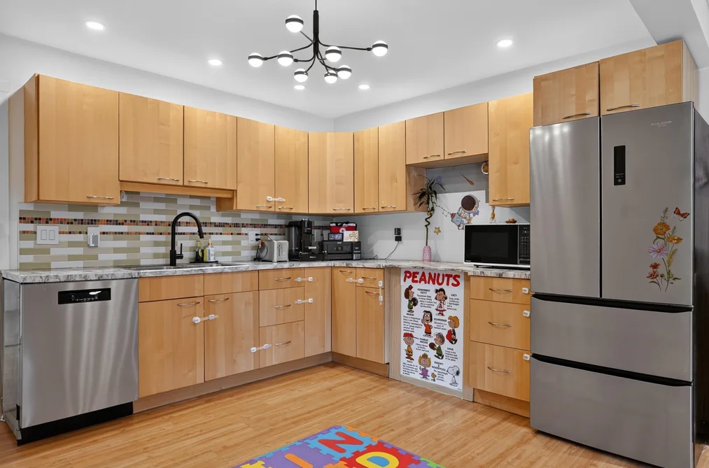 2322 KIRKSTONE ROAD, North Vancouver BC V7J 3M3, North Vancouver BC — Residential for Sale — Photo 33 of 40