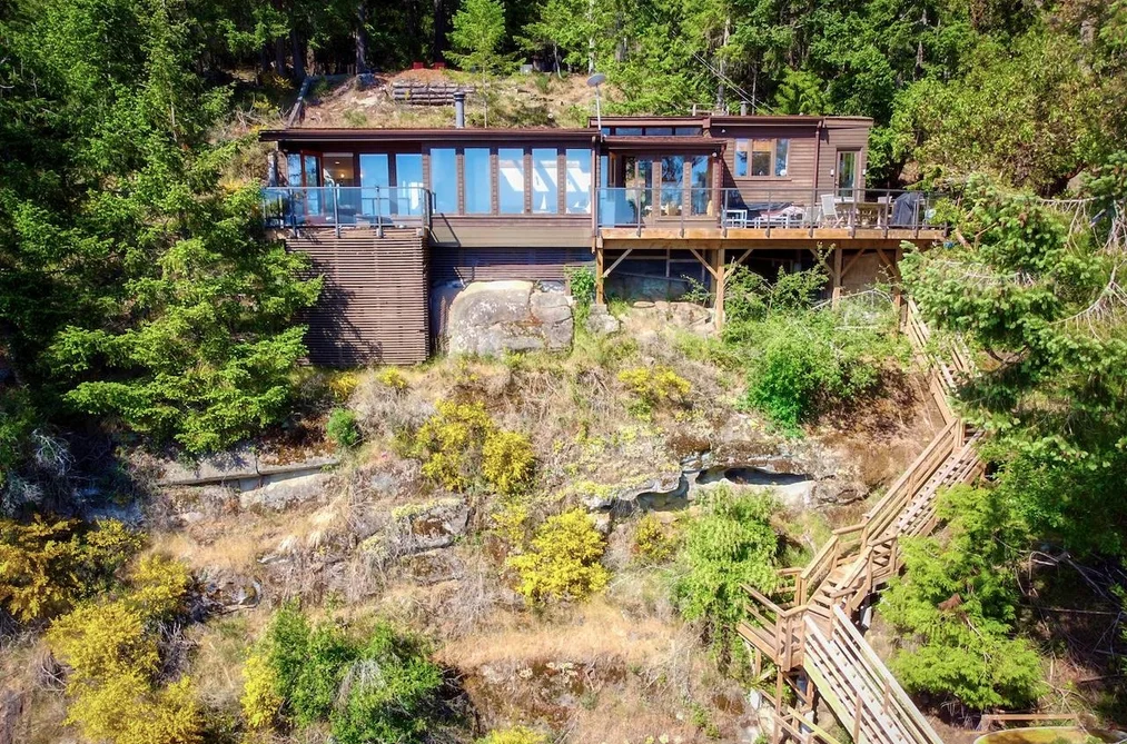 232&234 SPINNAKER DRIVE, Mayne Island BC V0N 2J2, Mayne Island BC — Residential for Sale - Photo 2