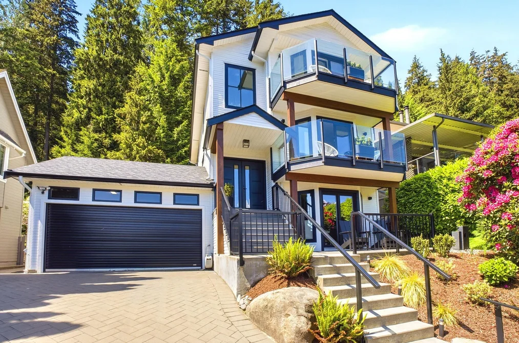 House for sale at 2323 Badger Road North Vancouver British Columbia - MLS: R3163996