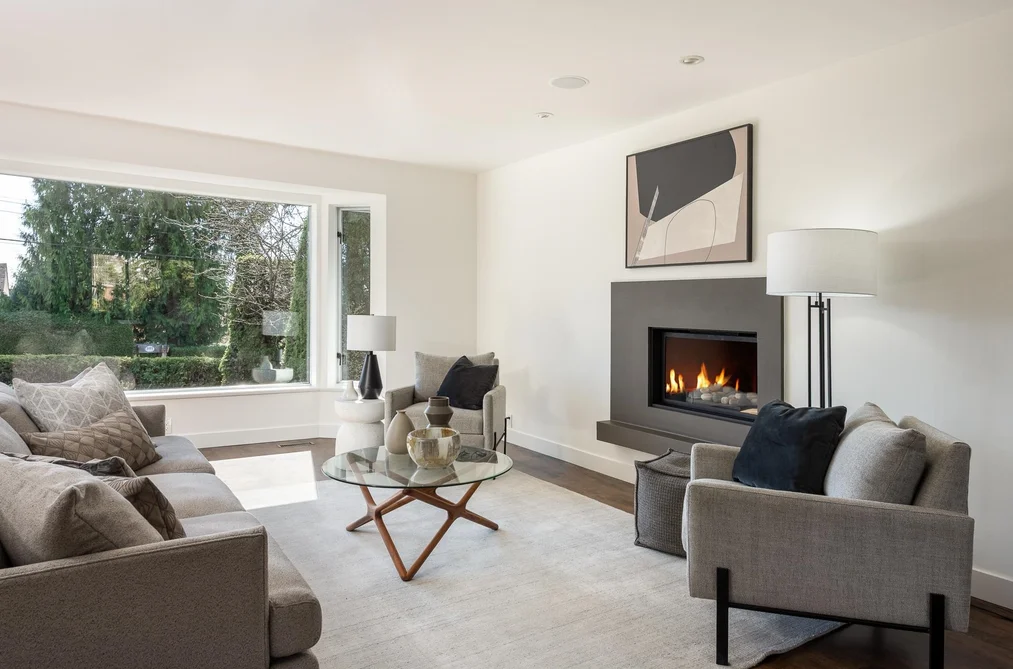 2323 INGLEWOOD AVENUE, West Vancouver BC V7V 1Z9, West Vancouver BC — Residential for Sale - Photo 4