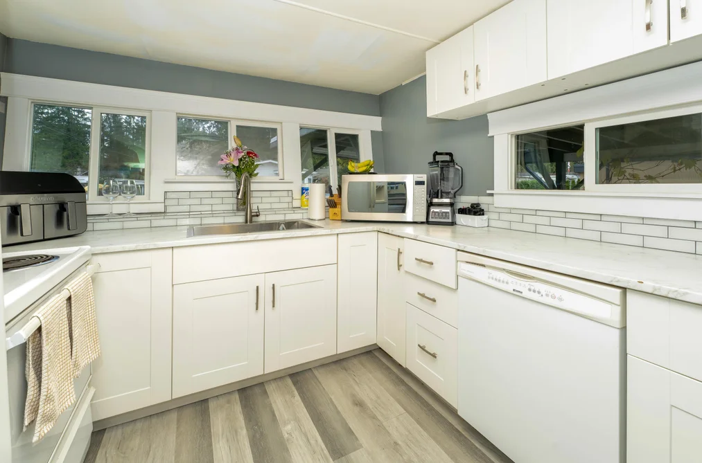 23252 CALVIN CRESCENT, Maple Ridge BC V2X 4S3, Maple Ridge BC — Residential for Sale - Photo 2