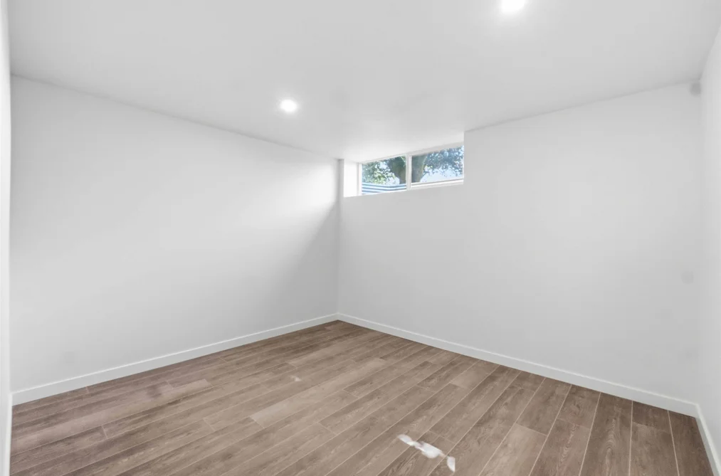 2326 BEAVER STREET, Abbotsford BC V2T 3E1, Abbotsford BC — Residential for Sale — Photo 10 of 34