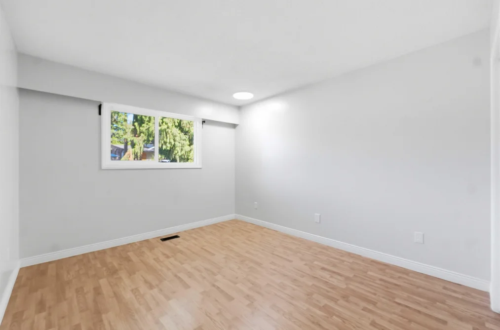 2326 BEAVER STREET, Abbotsford BC V2T 3E1, Abbotsford BC — Residential for Sale — Photo 26 of 34