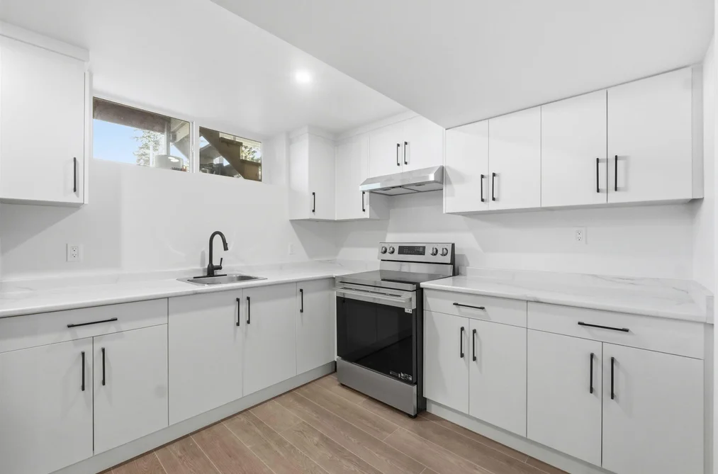 2326 BEAVER STREET, Abbotsford BC V2T 3E1, Abbotsford BC — Residential for Sale — Photo 4 of 34