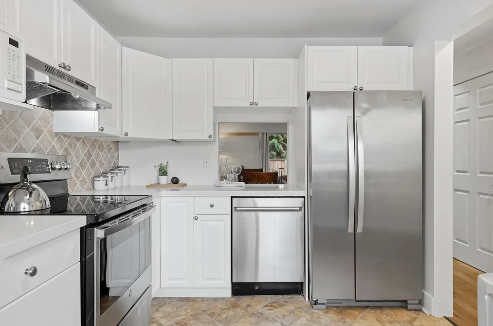 2329 MOUNTAIN HIGHWAY, North Vancouver BC V7J 2N2, North Vancouver BC — Residential for Sale - Photo 6