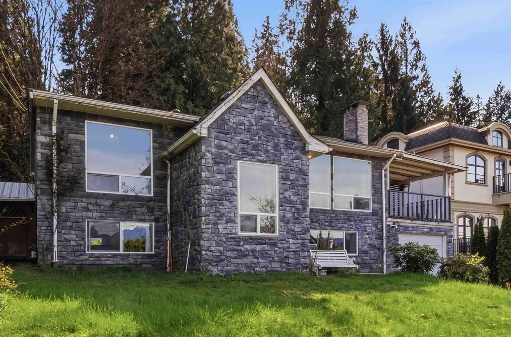 2331 HENRY STREET, Port Moody BC V3H 2J4, Port Moody BC — Residential for Sale - Photo 2