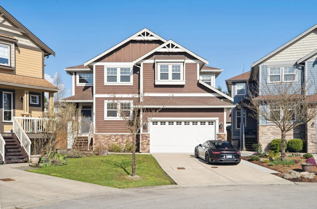 House for sale at 23325 Griffen Road Maple Ridge British Columbia - MLS: R3100455