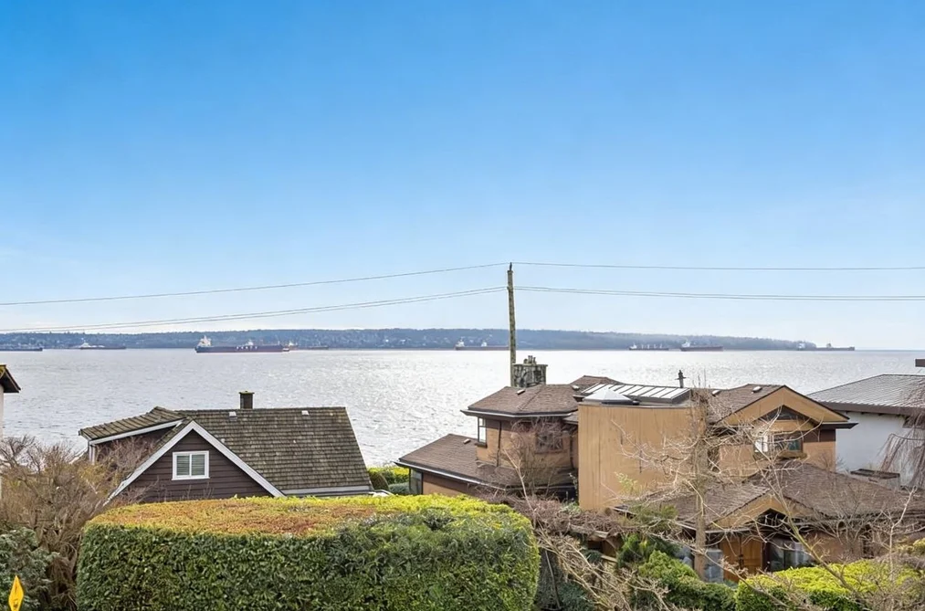 Half Duplex for sale at 2333 Bellevue Avenue West Vancouver British Columbia - MLS: R3114176