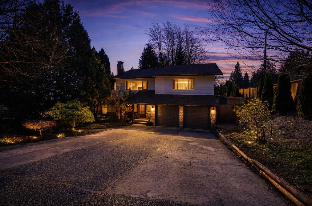 House for sale at 2333 Kirkstone Road North Vancouver British Columbia - MLS: R3109628