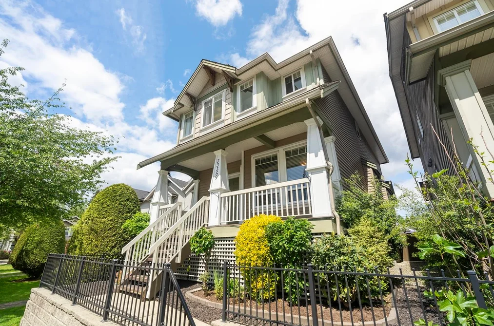 23359 KANAKA WAY, Maple Ridge BC V2W 0B7, Maple Ridge BC — Residential for Sale - Photo 3
