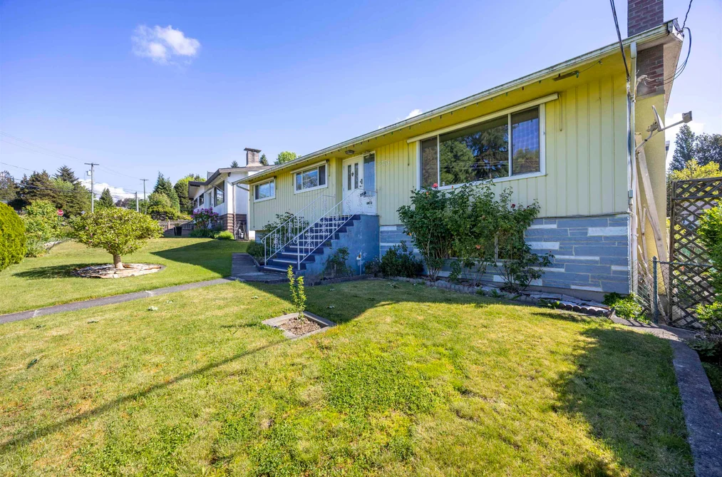 2336 KENSINGTON AVENUE, Burnaby BC V5B 4E2, Burnaby BC — Residential for Sale - Photo 2