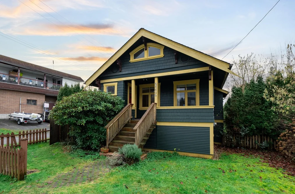 House for sale at 2336 Rindall Avenue Port Coquitlam British Columbia - MLS: R3077762