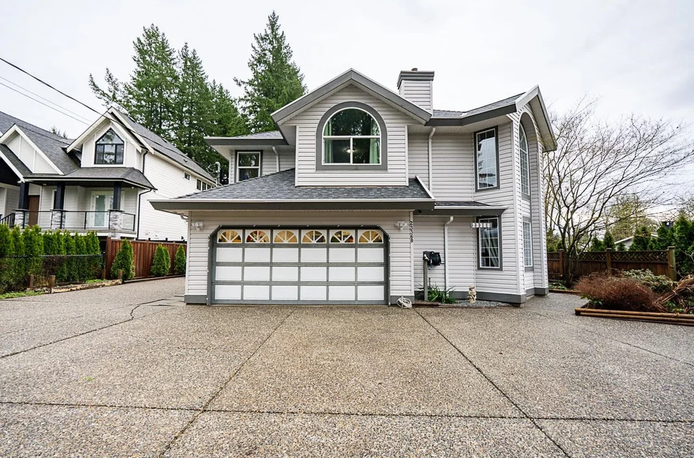 House for sale at 23368 124 Avenue Maple Ridge British Columbia - MLS: R3105761