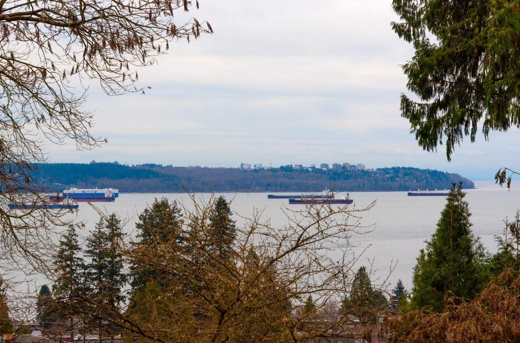 2338 OTTAWA AVENUE, West Vancouver BC V7V 2S9, West Vancouver BC — Residential for Sale - Photo 3