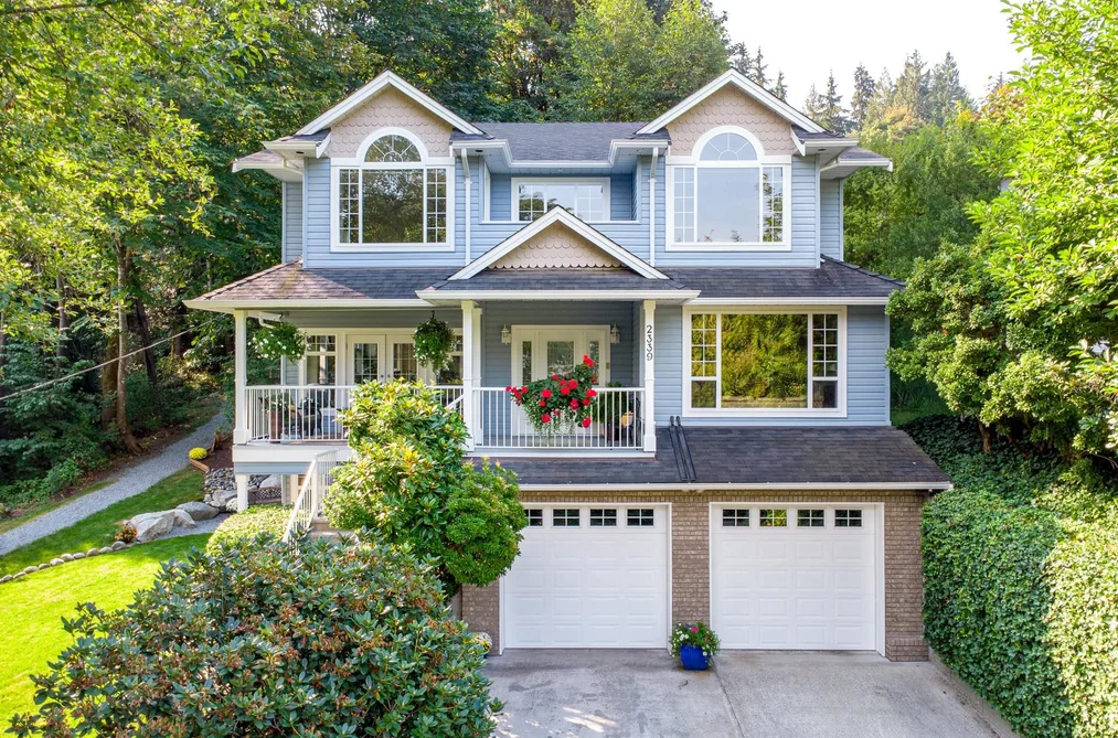 House for sale at 2339 St George Street Port Moody British Columbia - MLS: R3138218
