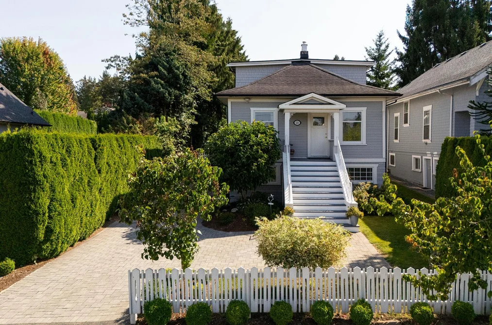 House for sale at 234 Eighth Avenue New Westminster British Columbia - MLS: R3108335