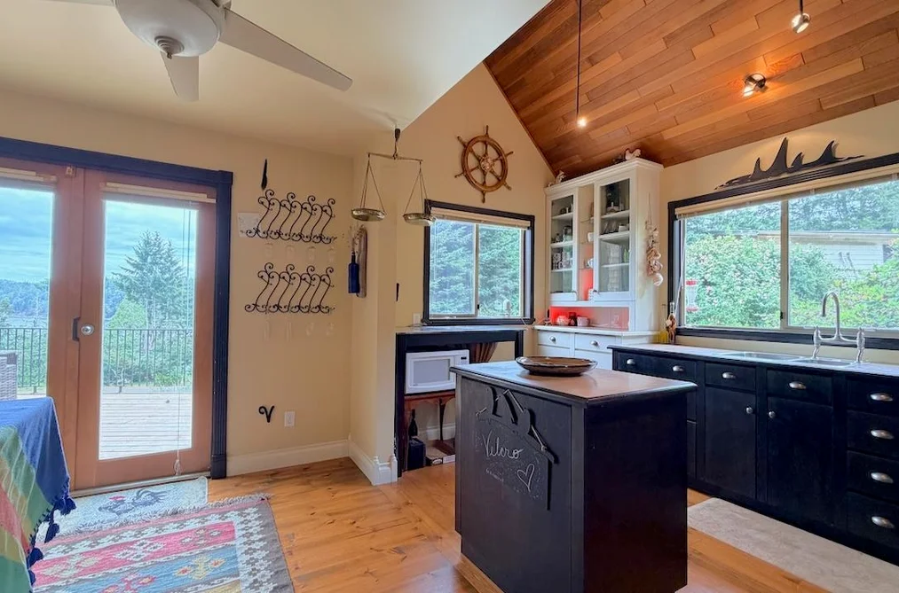 234 MARINERS WAY, Mayne Island BC V0N 2J2, Mayne Island BC — Residential for Sale — Photo 14 of 40
