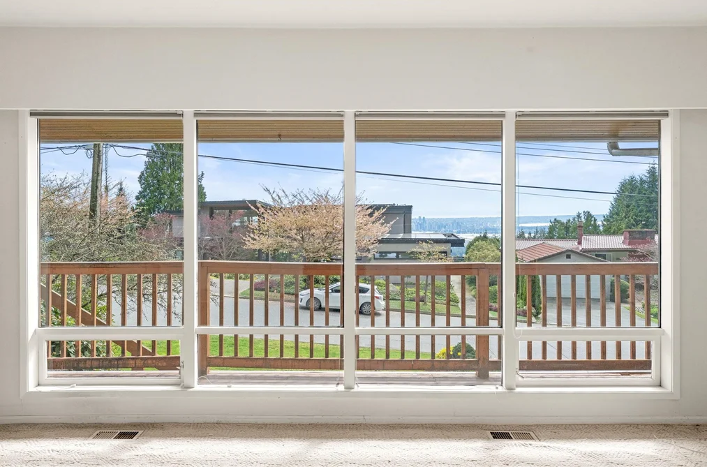 234 RONDOVAL CRESCENT, North Vancouver BC V7N 2W7, North Vancouver BC — Residential for Sale - Photo 4