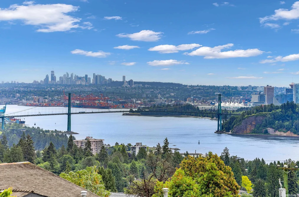2340 ORCHARD LANE, West Vancouver BC V7V 4X6, West Vancouver BC — Residential for Sale - Photo 2