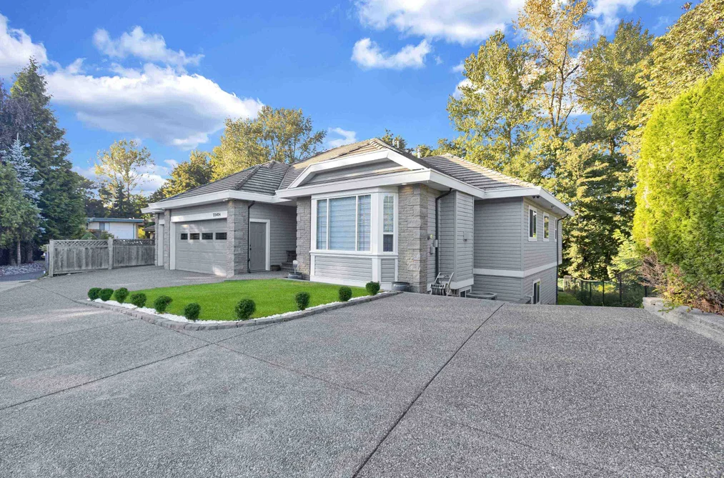 23404 TAMARACK LANE, Maple Ridge BC V2W 1A8, Maple Ridge BC — Residential for Sale - Photo 2