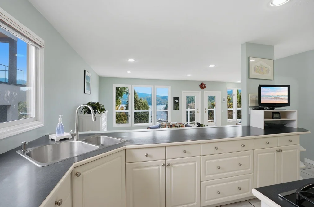 2341 CALEDONIA AVENUE, North Vancouver BC V7G 1T8, North Vancouver BC — Residential for Sale - Photo 5