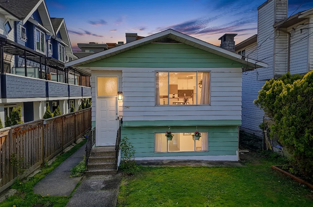 2342 KELLY AVENUE, Port Coquitlam BC V3C 1Y2, Port Coquitlam BC — Residential for Sale - Photo 4