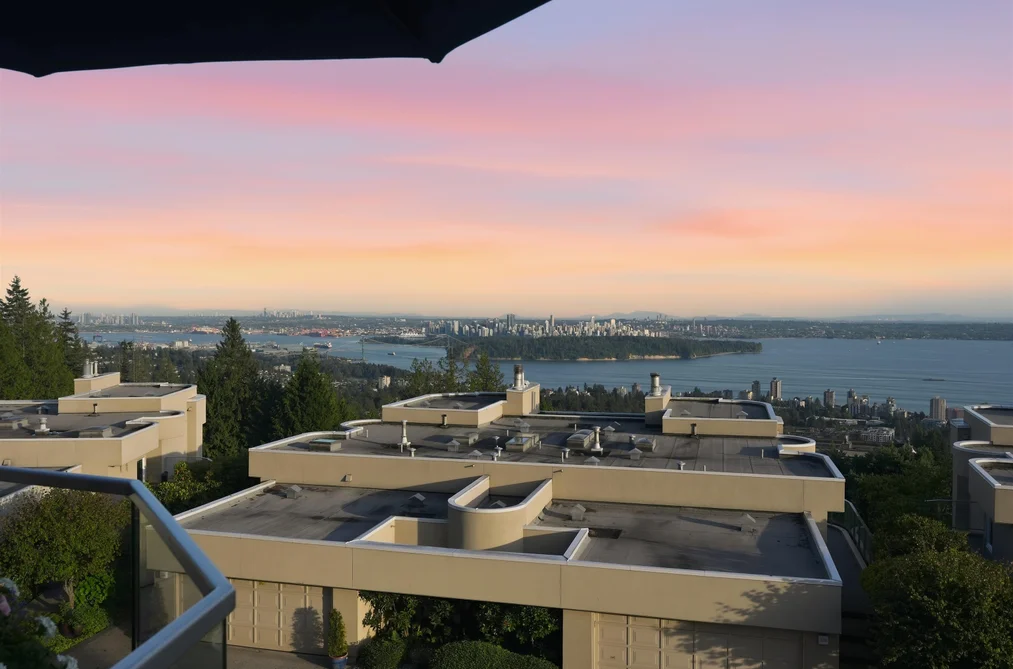 Townhouse for sale at 2343 Folkestone Way West Vancouver British Columbia - MLS: R3156616