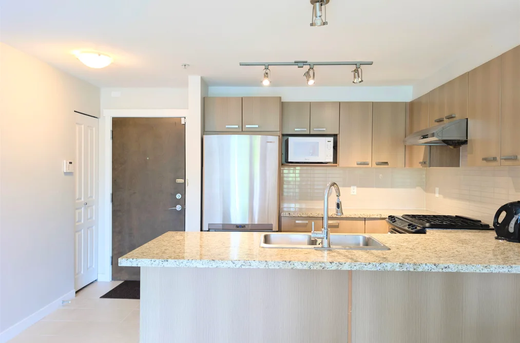 235 9500 ODLIN ROAD, Richmond BC V6V 1C8, Richmond BC — Residential for Sale - Photo 6