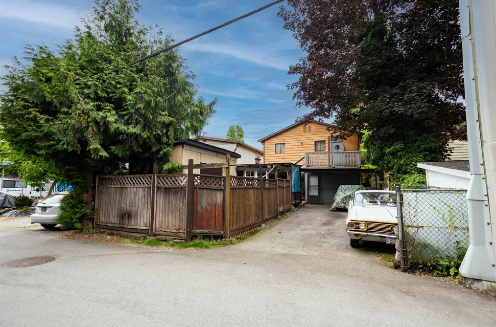 2351 HAWTHORNE AVENUE, Port Coquitlam, BC — Residential for Sale — Photo 6 of 23