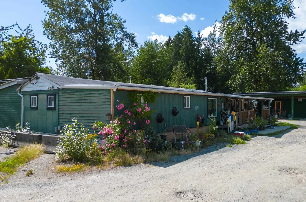 23519 LOUGHEED HIGHWAY, Maple Ridge BC V2W 1B8, Maple Ridge BC — Residential for Sale - Photo 6