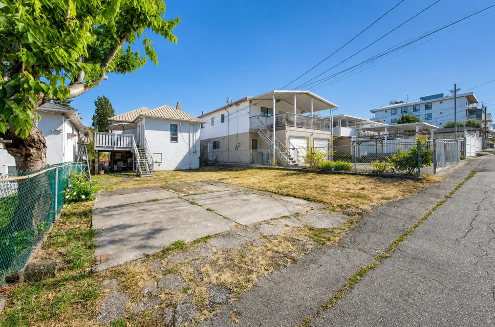 2354 E 33RD AVENUE, Vancouver BC V5R 2S3, Vancouver BC — Residential for Sale — Photo 5 of 15