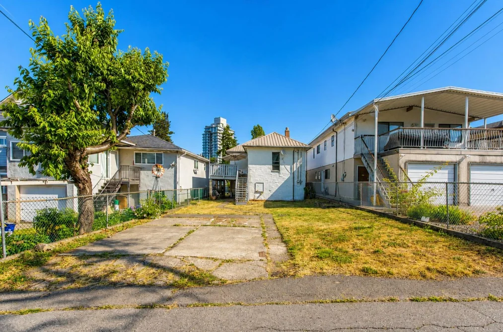 2354 E 33RD AVENUE, Vancouver BC V5R 2S3, Vancouver BC — Residential for Sale — Photo 6 of 15